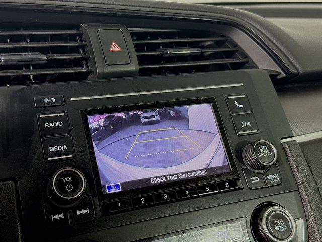 Photo of 2018 White Honda Civic