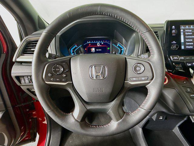 Photo of 2024 Red Honda Odyssey