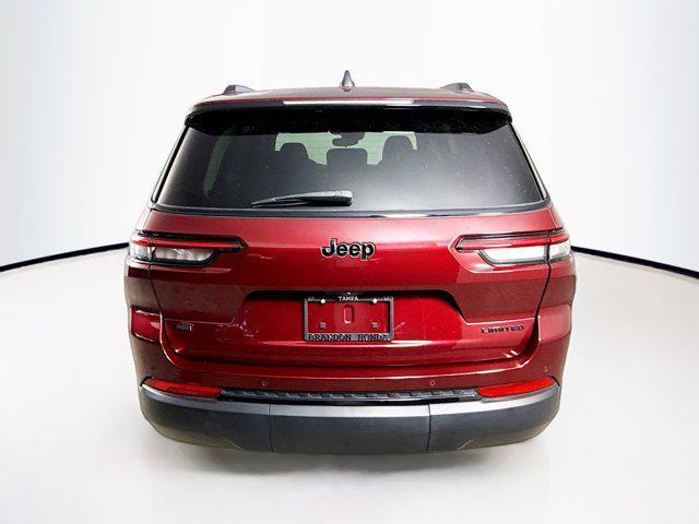Photo of 2022 Velvet Red Pearlcoat Jeep Grand Cherokee L
