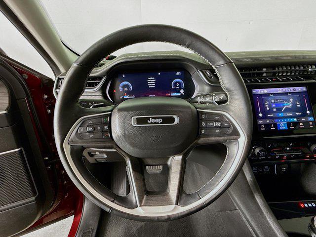 Photo of 2022 Velvet Red Pearlcoat Jeep Grand Cherokee L