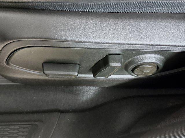 Photo of 2022 Velvet Red Pearlcoat Jeep Grand Cherokee L