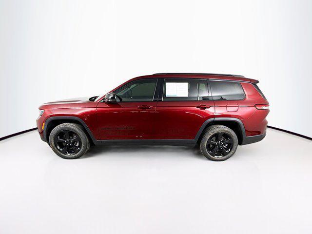 Photo of 2022 Velvet Red Pearlcoat Jeep Grand Cherokee L