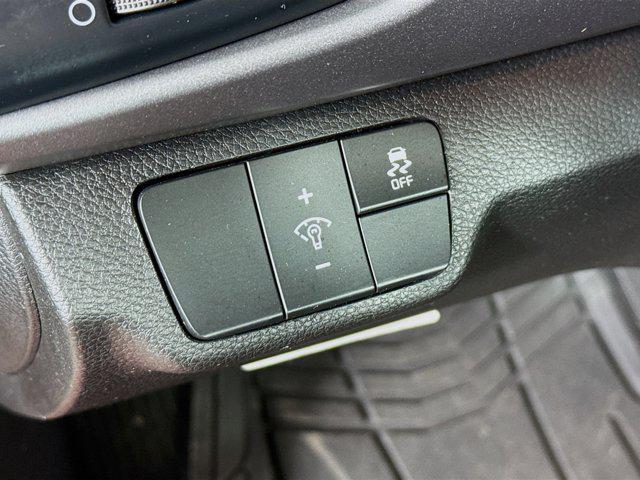 Photo of 2023 Currant Red Kia Rio