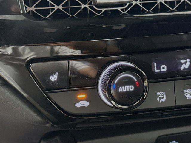 Photo of 2025 Solar Silver Metallic Honda Accord Hybrid