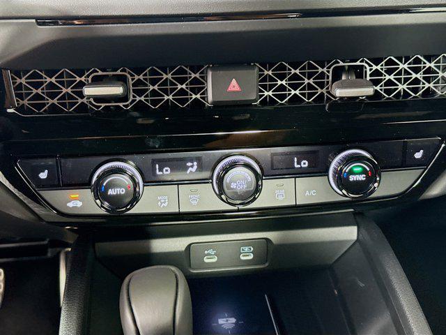 Photo of 2025 Still Night Pearl Honda Accord Hybrid