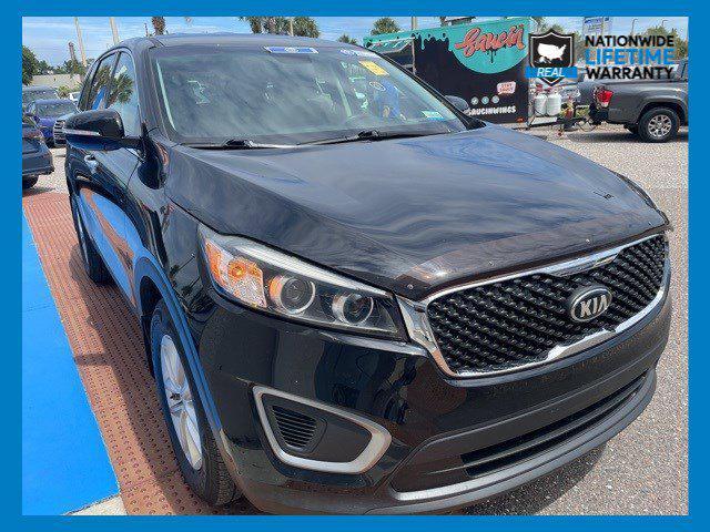 Photo of 2017 Ebony Black Kia Sorento