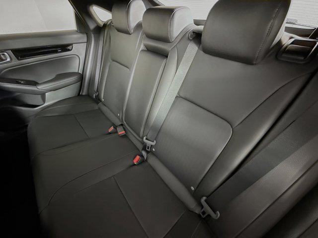 Photo of 2025 Sonic Gray Pearl Honda Civic Hybrid