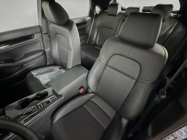 Photo of 2025 Sonic Gray Pearl Honda Civic Hybrid