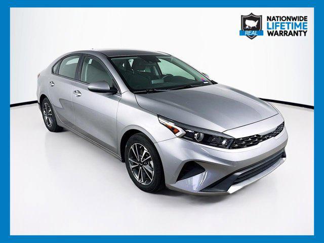 Photo of 2023 Steel Gray Kia Forte