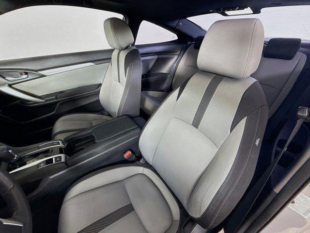 Photo of 2016 Lunar Silver Metallic Honda Civic