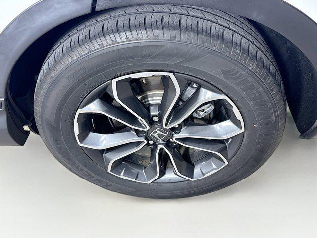 Photo of 2021 White Honda CR-V