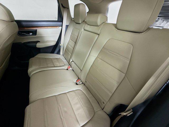 Photo of 2021 White Honda CR-V