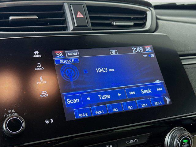 Photo of 2021 White Honda CR-V