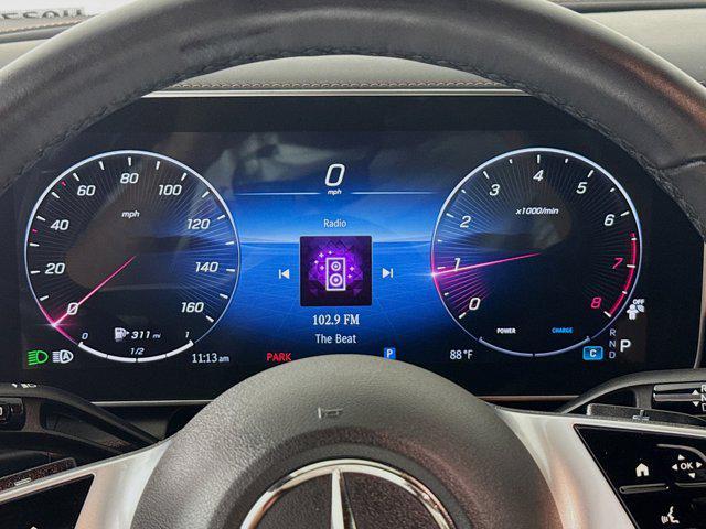 Photo of 2024 White Mercedes-Benz GLC 300