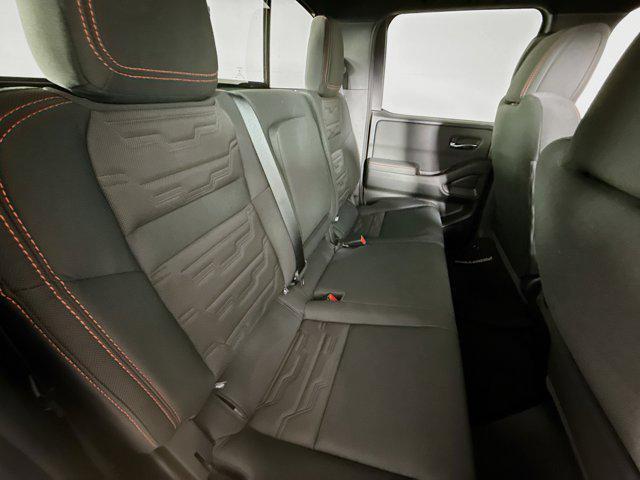 Photo of 2024 Green Metallic Nissan Frontier