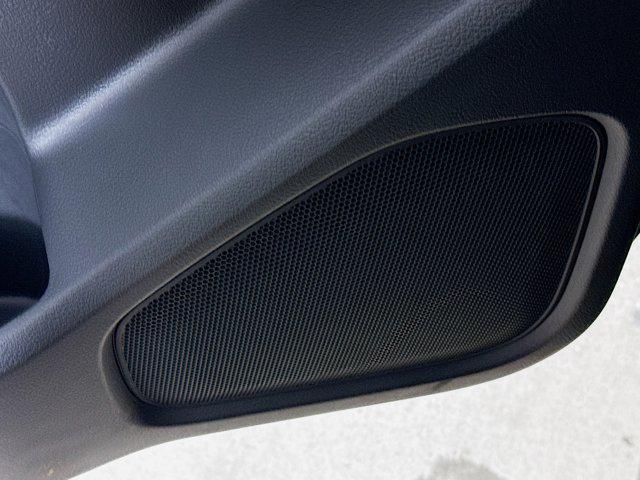 Photo of 2024 Green Metallic Nissan Frontier