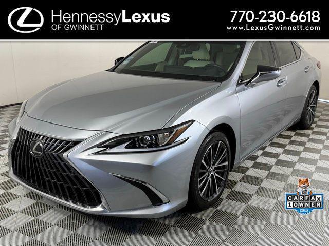 Photo of 2022 Iridium Lexus ES 350
