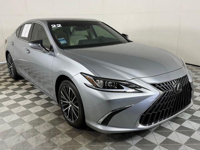 Photo of 2022 Iridium Lexus ES 350