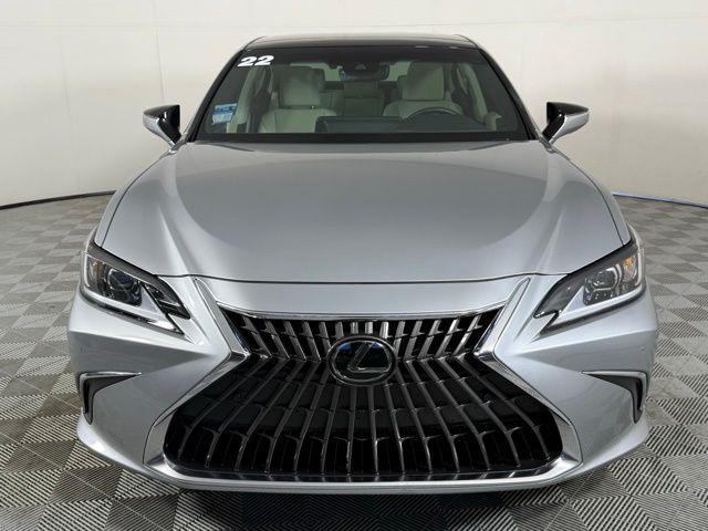 Photo of 2022 Iridium Lexus ES 350