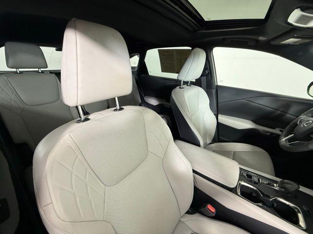 Photo of 2023 Nightfall Mica Lexus RX 350