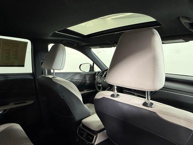 Photo of 2023 Nightfall Mica Lexus RX 350