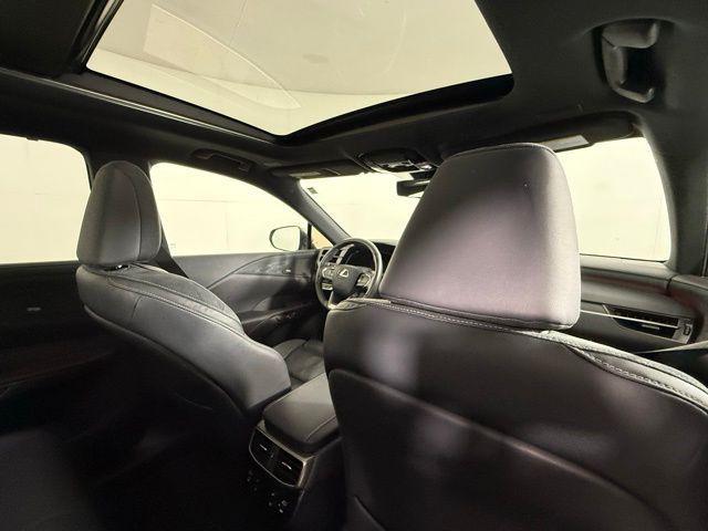 Photo of 2023 Iridium Lexus RX 350