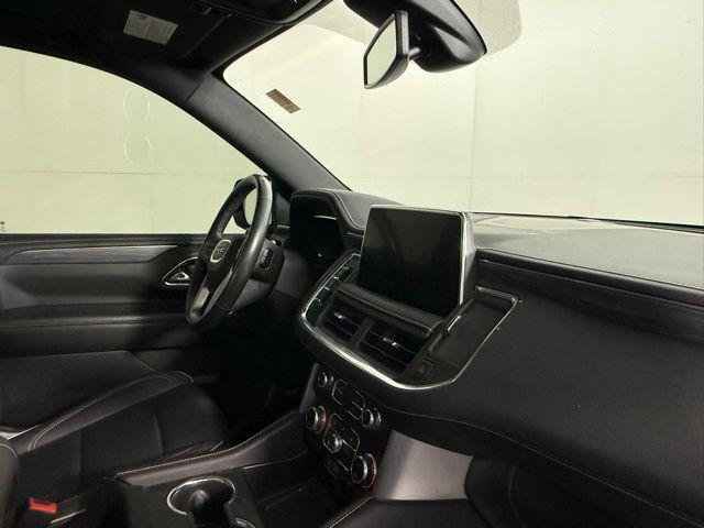 Photo of 2022 Onyx Black GMC Yukon XL