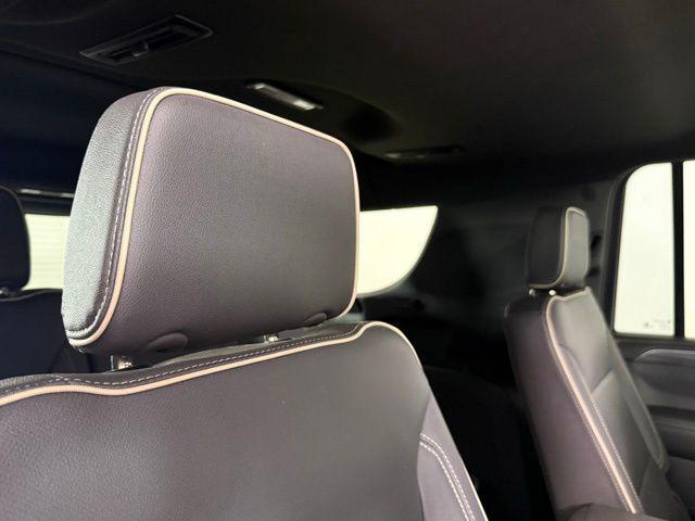 Photo of 2022 Onyx Black GMC Yukon XL