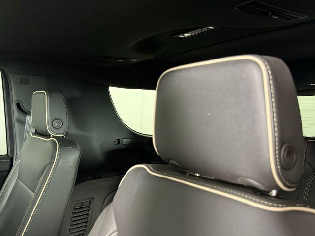Photo of 2022 Onyx Black GMC Yukon XL