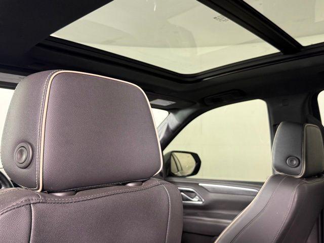 Photo of 2022 Onyx Black GMC Yukon XL