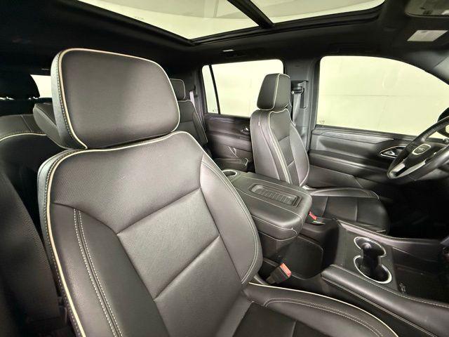 Photo of 2022 Onyx Black GMC Yukon XL