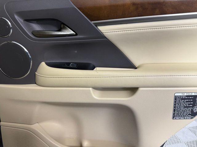Photo of 2018 Nebula Gray Pearl Lexus LX 570