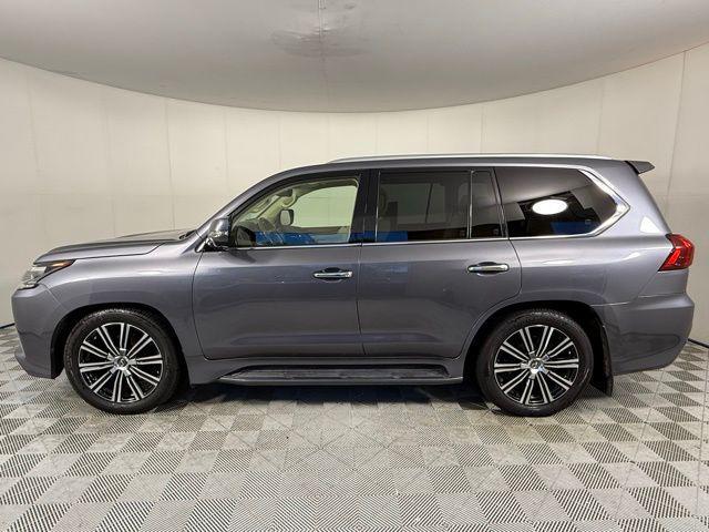 Photo of 2018 Nebula Gray Pearl Lexus LX 570