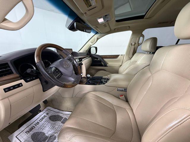 Photo of 2018 Nebula Gray Pearl Lexus LX 570