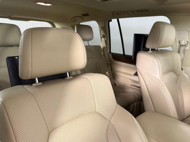 Photo of 2018 Nebula Gray Pearl Lexus LX 570