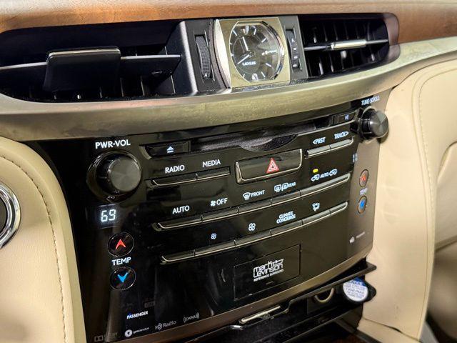 Photo of 2018 Nebula Gray Pearl Lexus LX 570