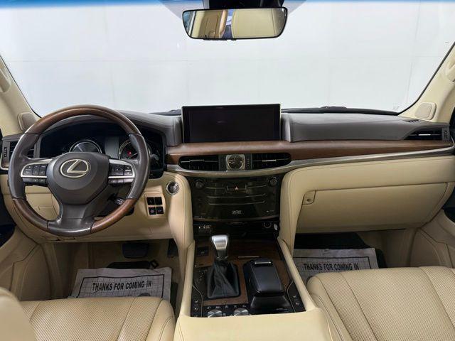 Photo of 2018 Nebula Gray Pearl Lexus LX 570