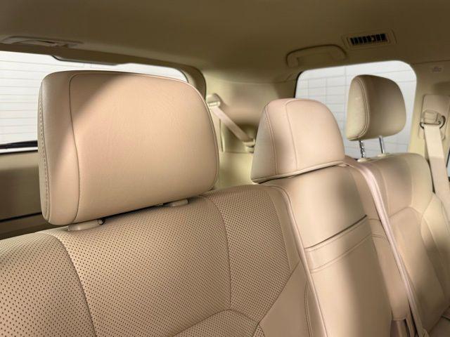 Photo of 2018 Nebula Gray Pearl Lexus LX 570