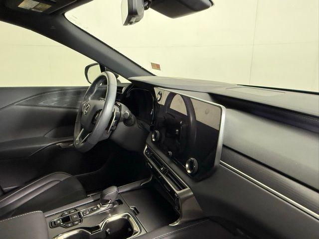 Photo of 2024 Iridium Lexus RX 350