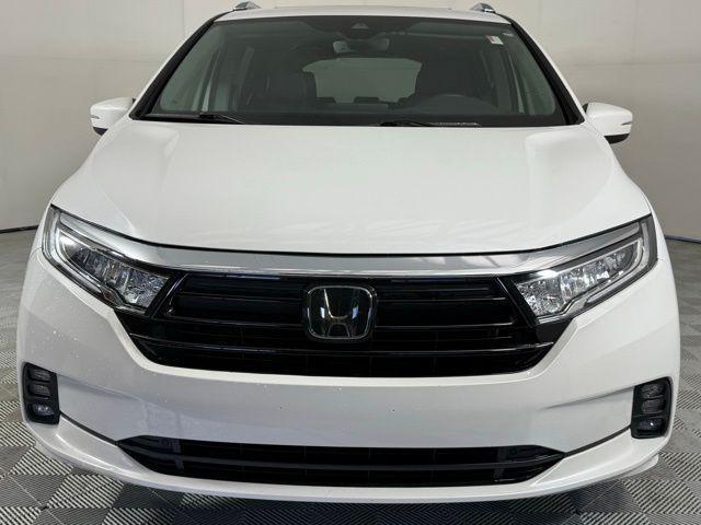 Photo of 2023 Platinum White Pearl Honda Odyssey
