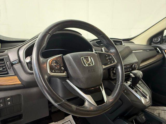 Photo of 2018 White Diamond Pearl Honda CR-V