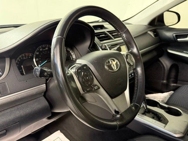 Photo of 2014 Magnetic Gray Metallic Toyota Camry