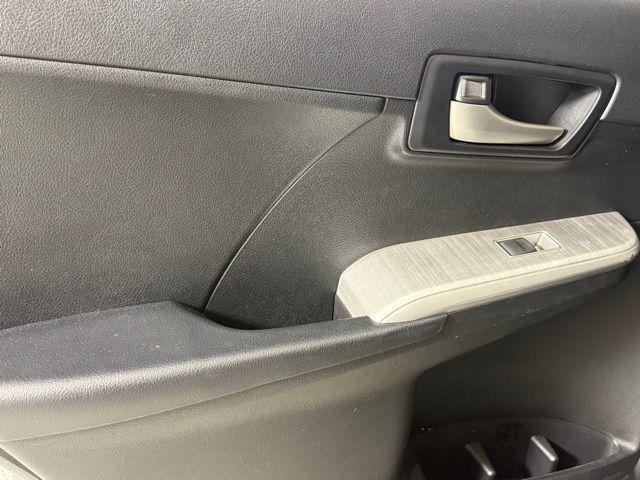 Photo of 2014 Magnetic Gray Metallic Toyota Camry