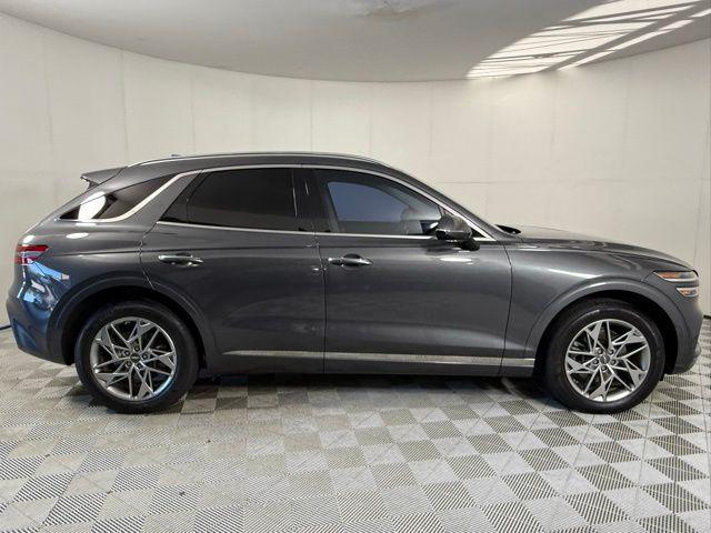 Photo of 2022 Himalayan Gray Genesis GV70