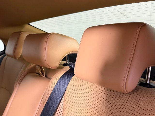 Photo of 2022 Eminent White Pearl Lexus ES 350