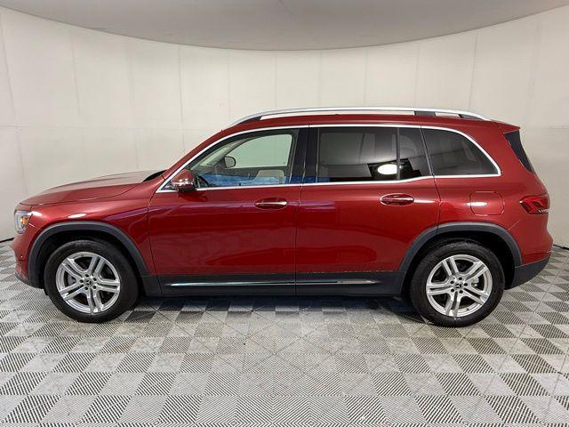 Photo of 2021 Patagonia Red Metallic Mercedes-Benz GLB 250