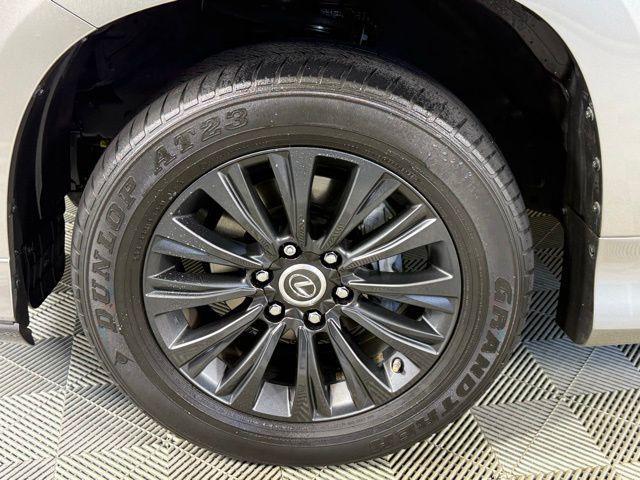 Photo of 2022 Atomic Silver Lexus GX 460