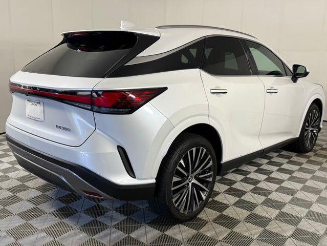 Photo of 2023 Eminent White Pearl Lexus RX 350