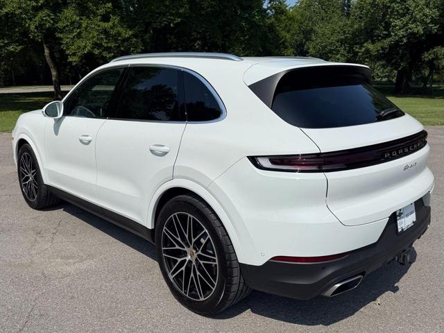 Photo of 2024 White Porsche Cayenne