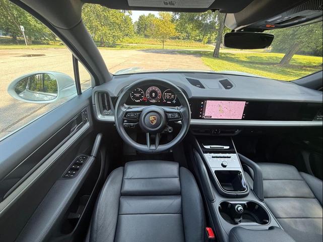 Photo of 2024 White Porsche Cayenne